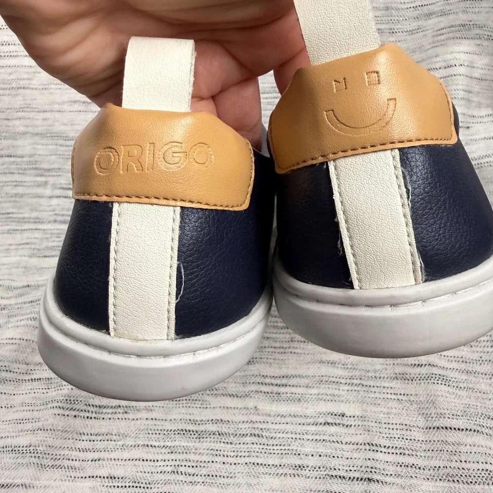 Origo Men's Navy Blue Natural Leather Everyday Sneaker Lace Up Size 8 Barefoot